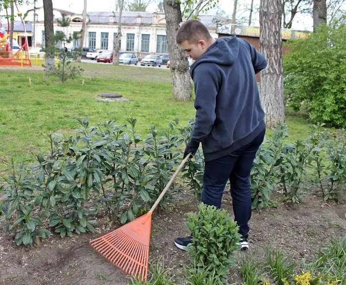 c26de9dd-c974-4849-b378-7e1b6df36cfe