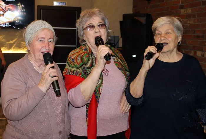 13cc108d-64c7-4e42-8096-41e13ff34c7e